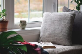 How Do I Create a Cozy Reading Nook at Home?