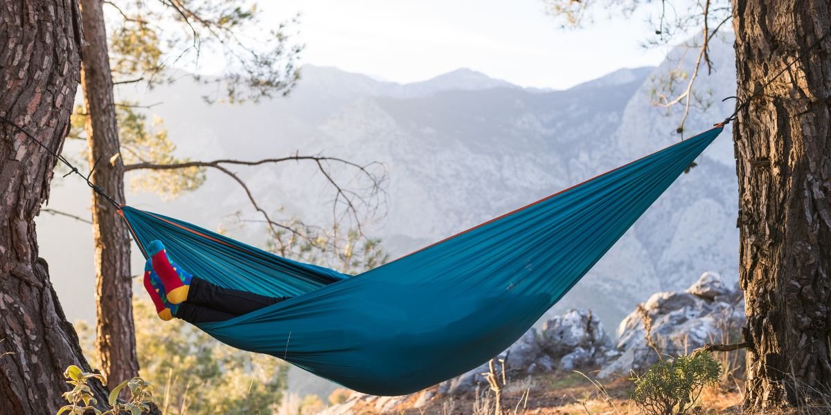 What Are the Benefits of Hammock Camping?