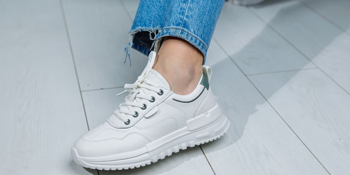 How Do I Choose the Right Shoes for Comfort and Style?