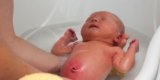 What Are the Safest Ways to Bathe My Newborn?